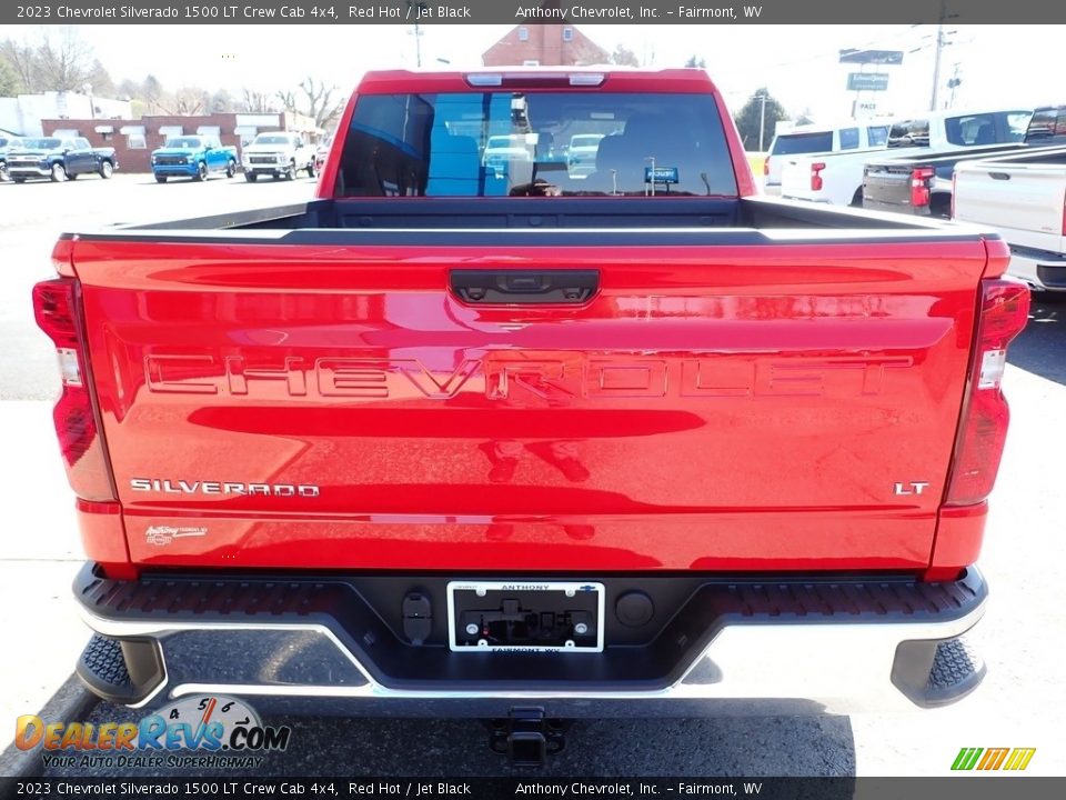 2023 Chevrolet Silverado 1500 LT Crew Cab 4x4 Red Hot / Jet Black Photo #4