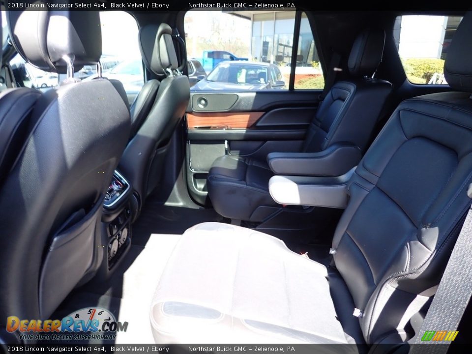 2018 Lincoln Navigator Select 4x4 Black Velvet / Ebony Photo #17