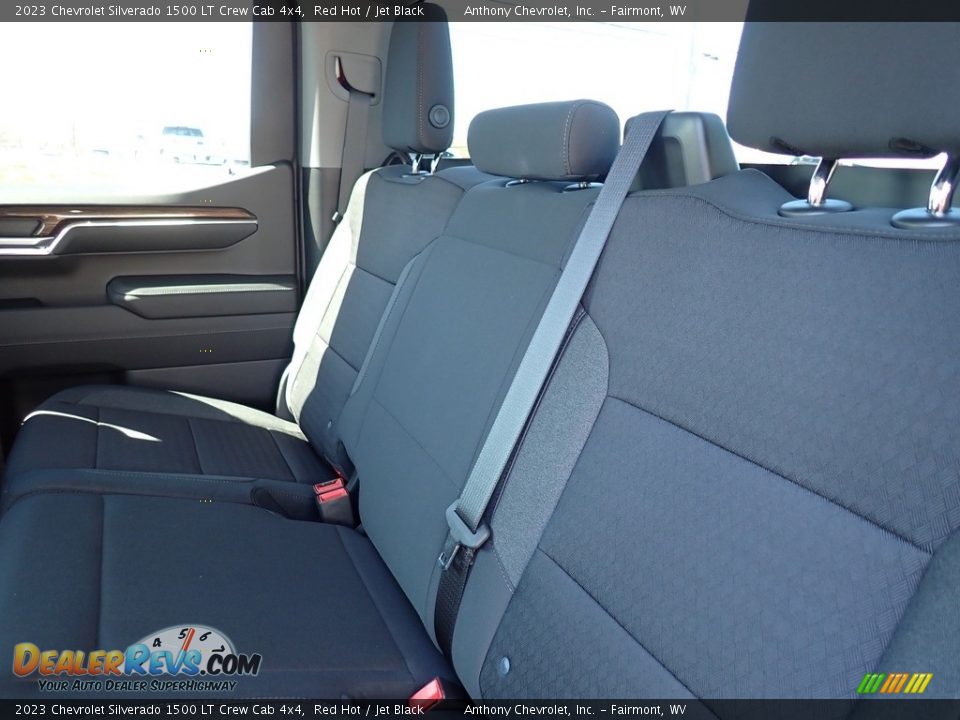 2023 Chevrolet Silverado 1500 LT Crew Cab 4x4 Red Hot / Jet Black Photo #12