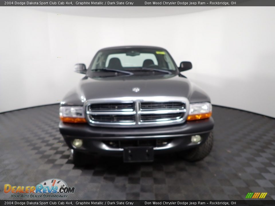 2004 Dodge Dakota Sport Club Cab 4x4 Graphite Metallic / Dark Slate Gray Photo #2