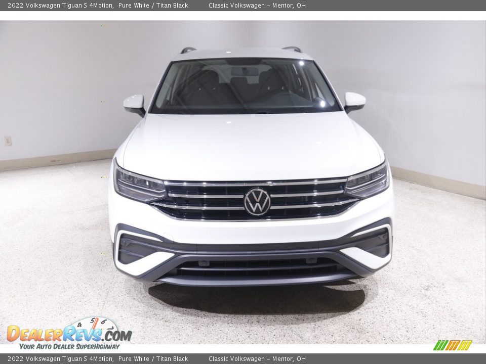 2022 Volkswagen Tiguan S 4Motion Pure White / Titan Black Photo #2