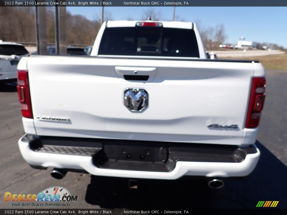 2022 Ram 1500 Laramie Crew Cab 4x4 Bright White / Black Photo #5