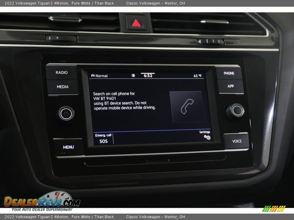 Controls of 2022 Volkswagen Tiguan S 4Motion Photo #11