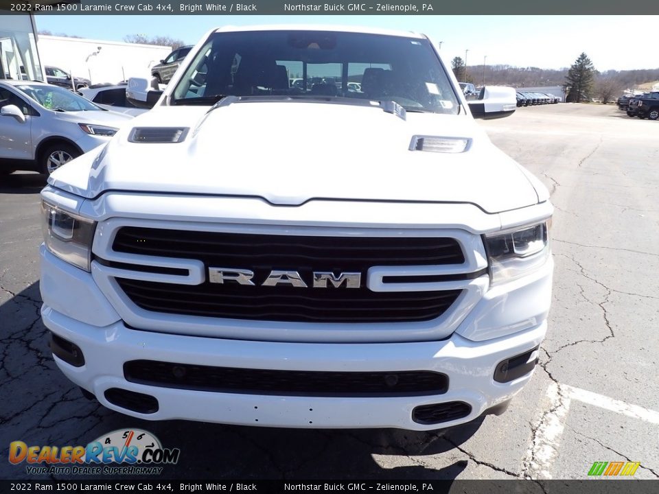 2022 Ram 1500 Laramie Crew Cab 4x4 Bright White / Black Photo #11