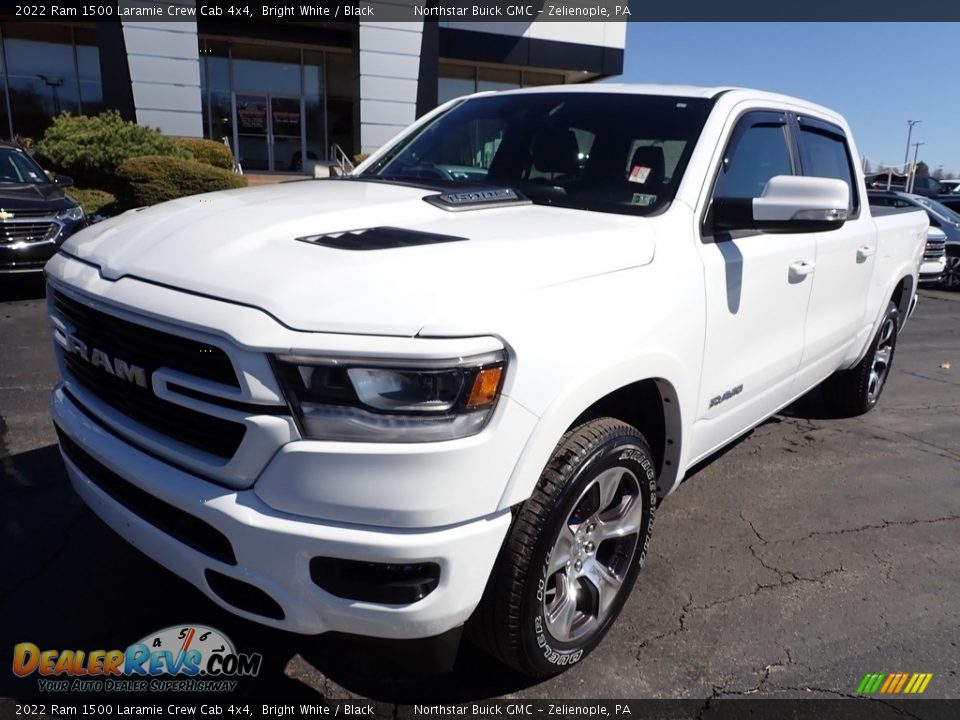 2022 Ram 1500 Laramie Crew Cab 4x4 Bright White / Black Photo #12