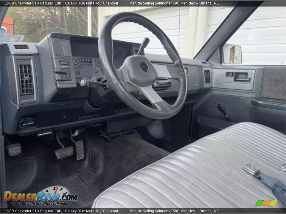 Charcoal Interior - 1989 Chevrolet S10 Regular Cab Photo #7