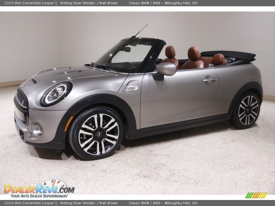 Front 3/4 View of 2020 Mini Convertible Cooper S Photo #4