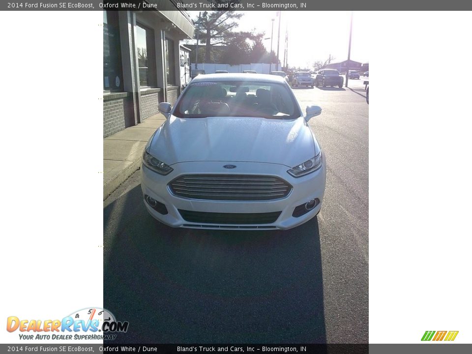 2014 Ford Fusion SE EcoBoost Oxford White / Dune Photo #3