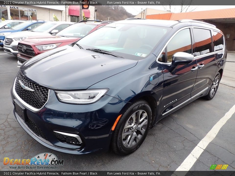 2021 Chrysler Pacifica Hybrid Pinnacle Fathom Blue Pearl / Black Photo #8