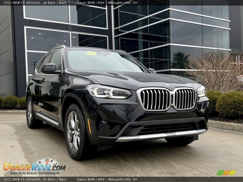 2023 BMW X3 xDrive30i Jet Black / Black Photo #1