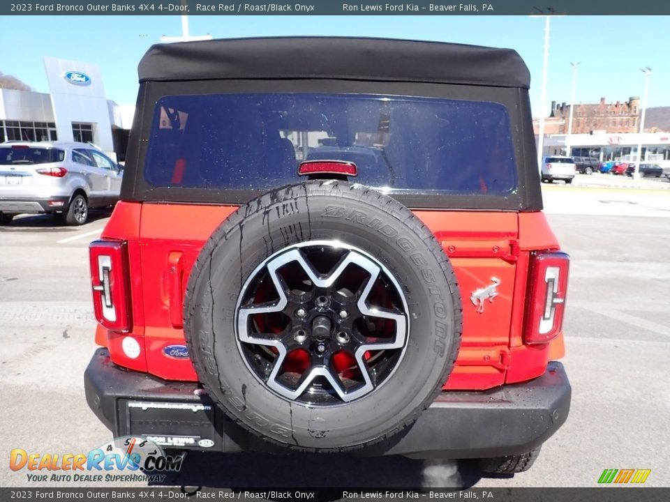 2023 Ford Bronco Outer Banks 4X4 4-Door Race Red / Roast/Black Onyx Photo #7