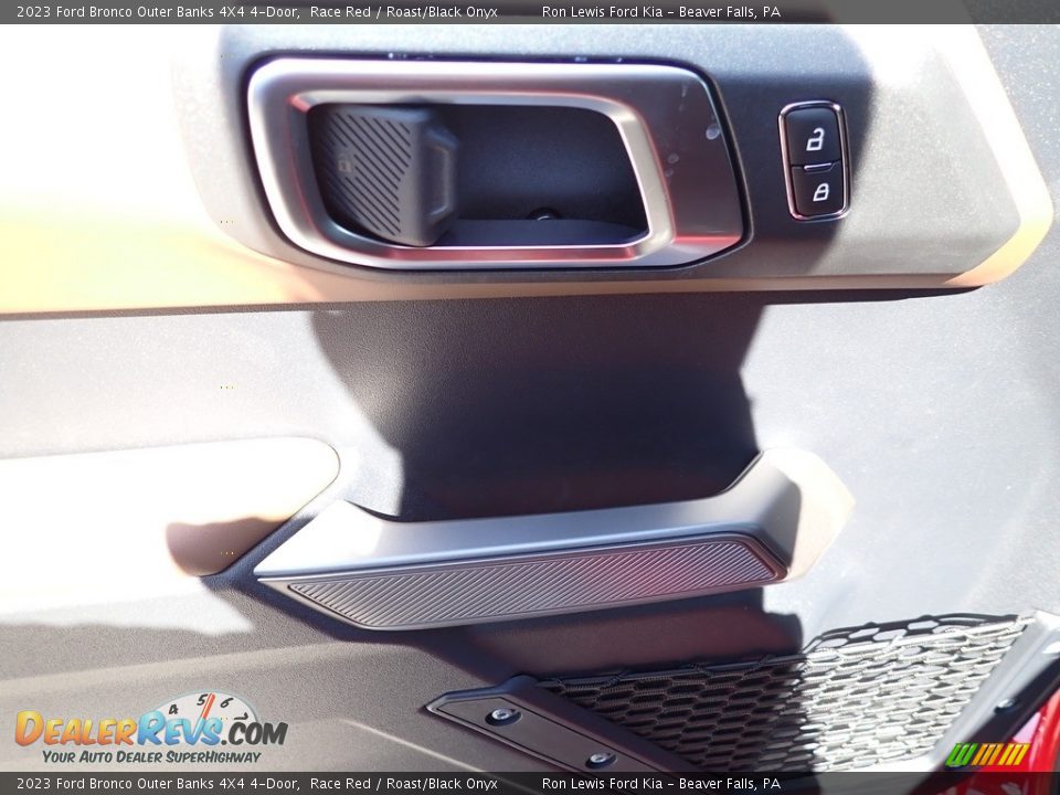 Door Panel of 2023 Ford Bronco Outer Banks 4X4 4-Door Photo #14