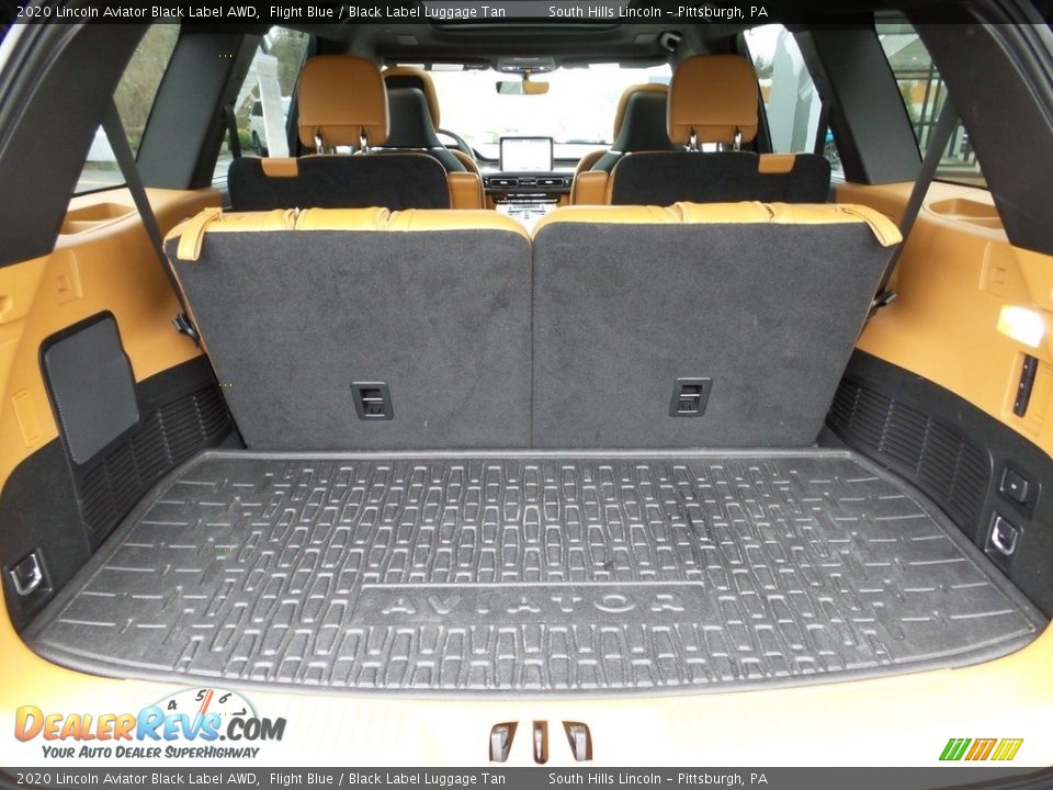 2020 Lincoln Aviator Black Label AWD Trunk Photo #5