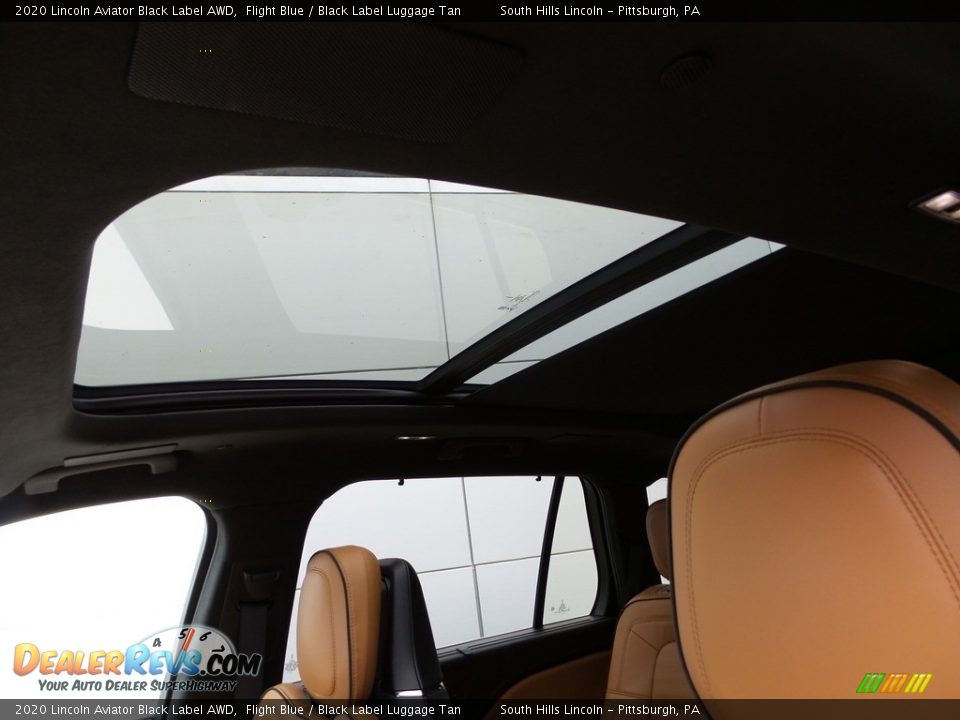 Sunroof of 2020 Lincoln Aviator Black Label AWD Photo #20