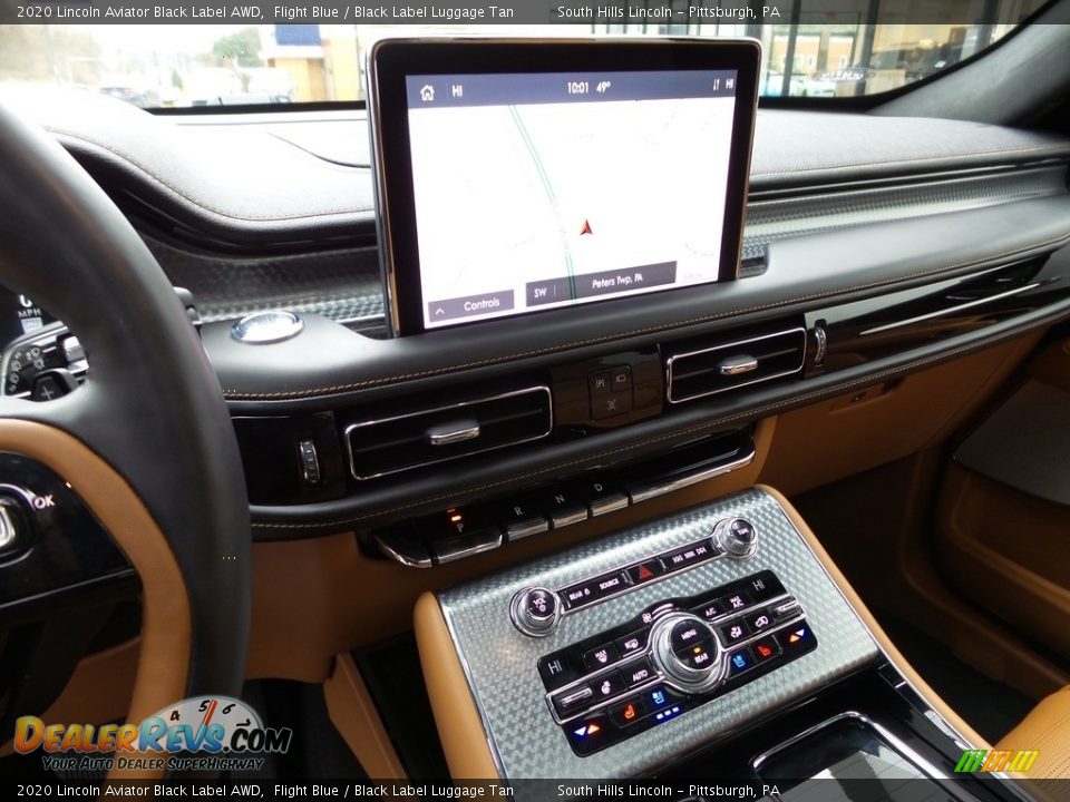 Controls of 2020 Lincoln Aviator Black Label AWD Photo #22