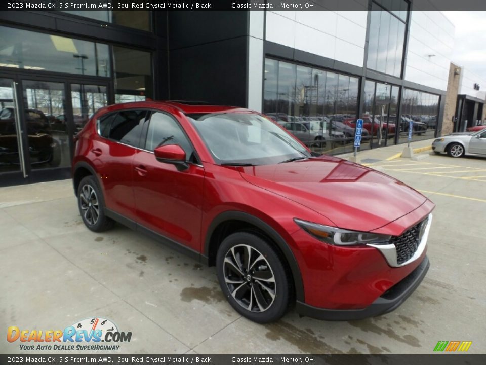 Front 3/4 View of 2023 Mazda CX-5 S Premium AWD Photo #1