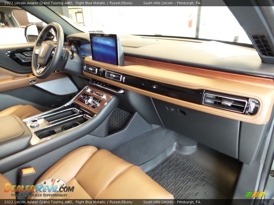 Dashboard of 2022 Lincoln Aviator Grand Touring AWD Photo #11