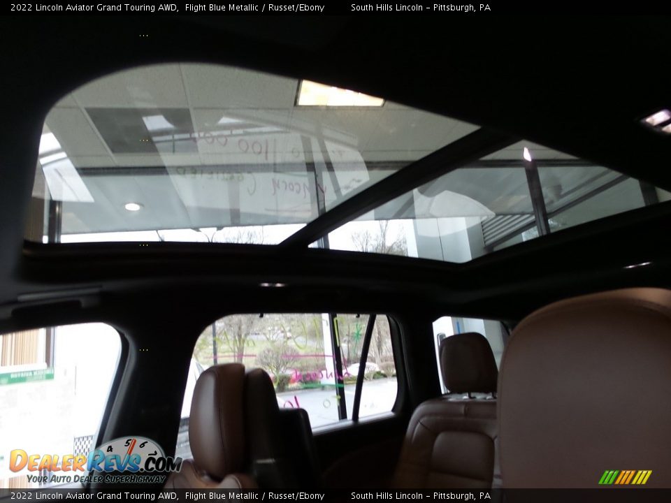 Sunroof of 2022 Lincoln Aviator Grand Touring AWD Photo #20