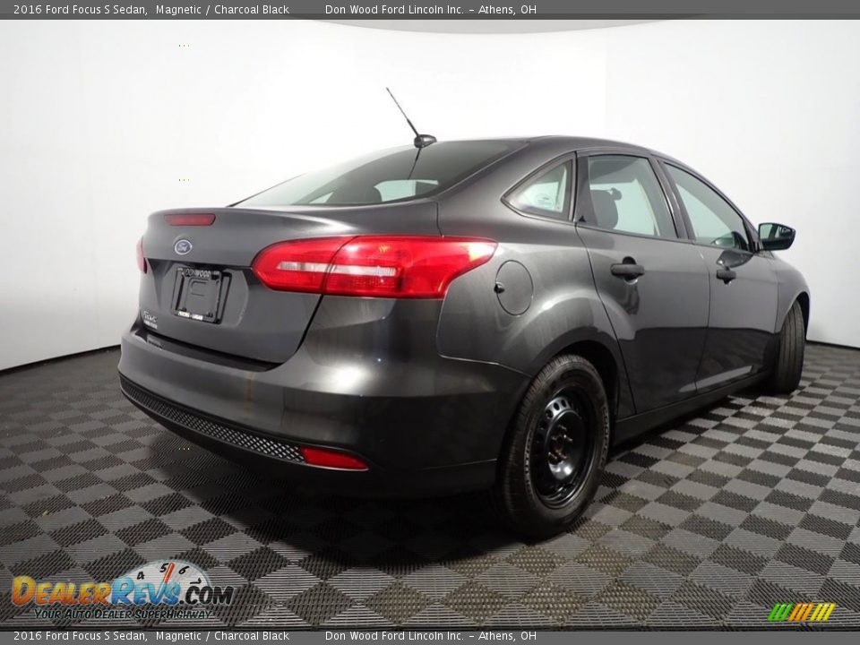 2016 Ford Focus S Sedan Magnetic / Charcoal Black Photo #16