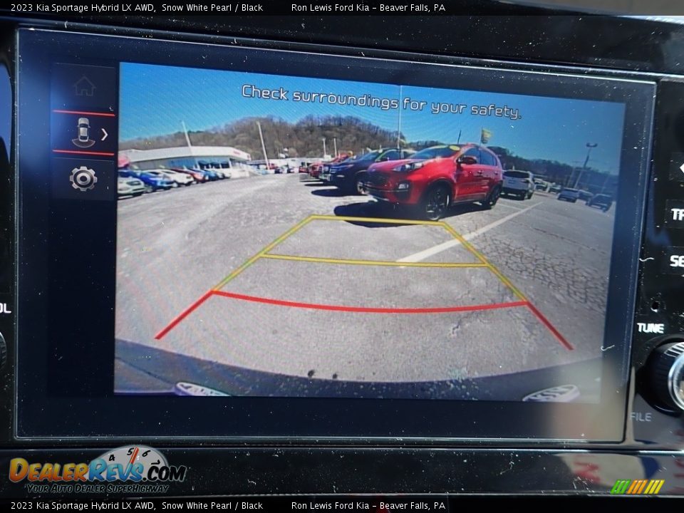 2023 Kia Sportage Hybrid LX AWD Snow White Pearl / Black Photo #17