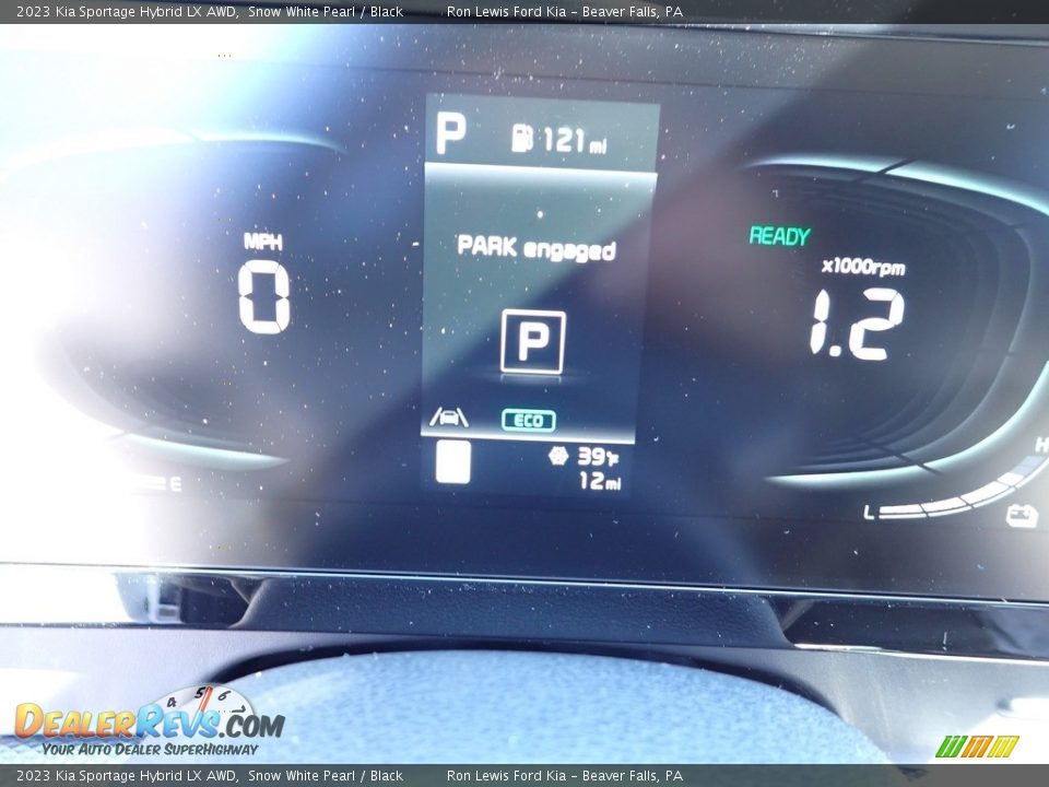 2023 Kia Sportage Hybrid LX AWD Snow White Pearl / Black Photo #18