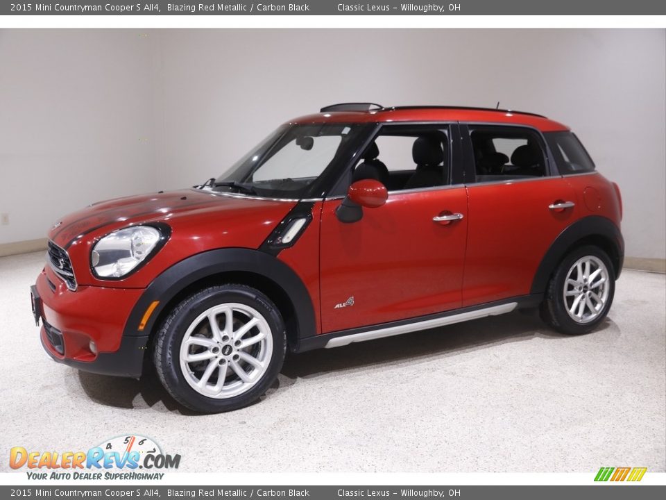 Front 3/4 View of 2015 Mini Countryman Cooper S All4 Photo #3