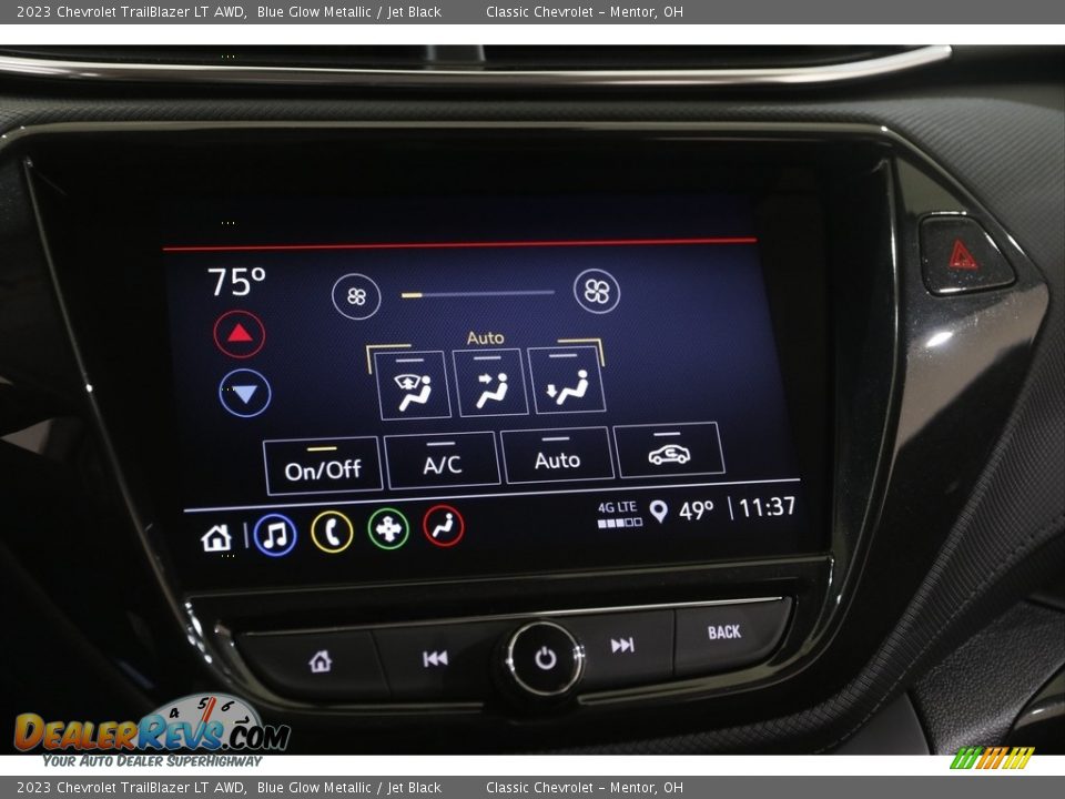 Controls of 2023 Chevrolet TrailBlazer LT AWD Photo #12