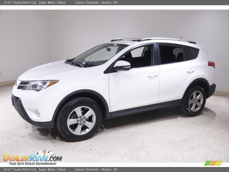 2015 Toyota RAV4 XLE Super White / Black Photo #3