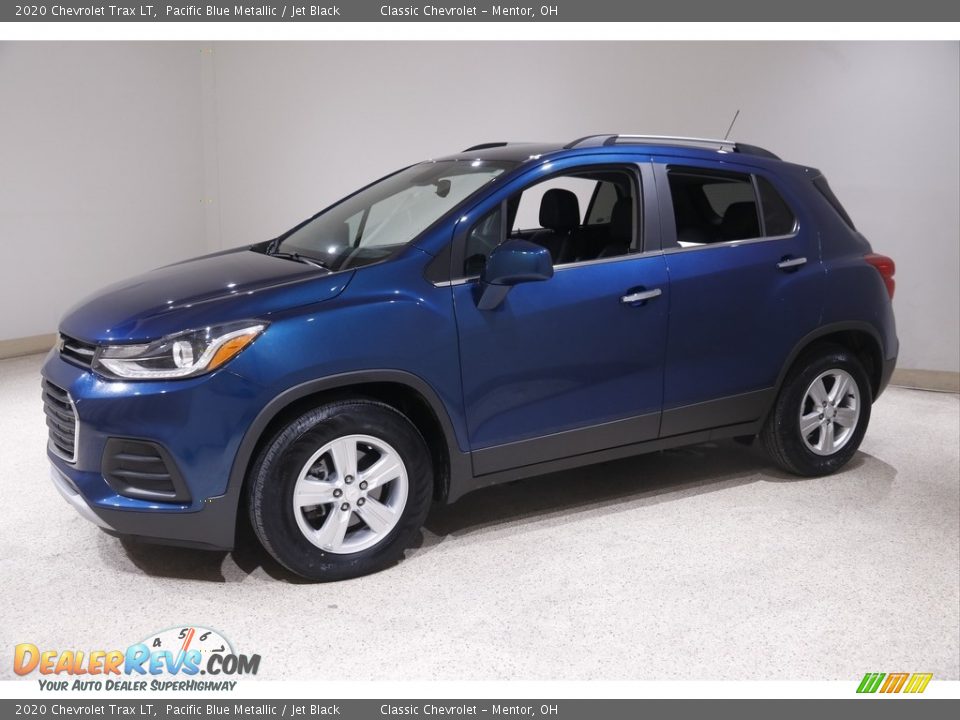 2020 Chevrolet Trax LT Pacific Blue Metallic / Jet Black Photo #3