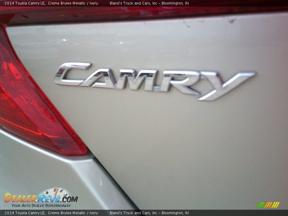 2014 Toyota Camry LE Creme Brulee Metallic / Ivory Photo #8
