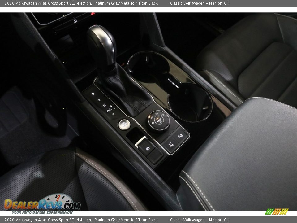 2020 Volkswagen Atlas Cross Sport SEL 4Motion Shifter Photo #15