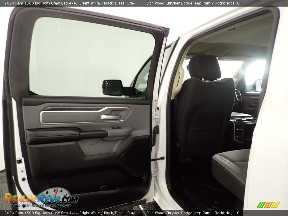 2020 Ram 1500 Big Horn Crew Cab 4x4 Bright White / Black/Diesel Gray Photo #25
