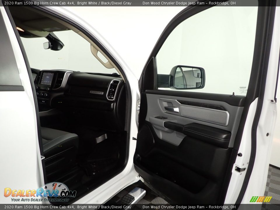 2020 Ram 1500 Big Horn Crew Cab 4x4 Bright White / Black/Diesel Gray Photo #28