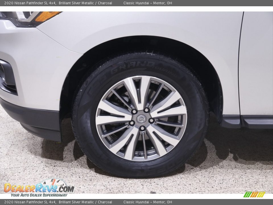 2020 Nissan Pathfinder SL 4x4 Wheel Photo #24