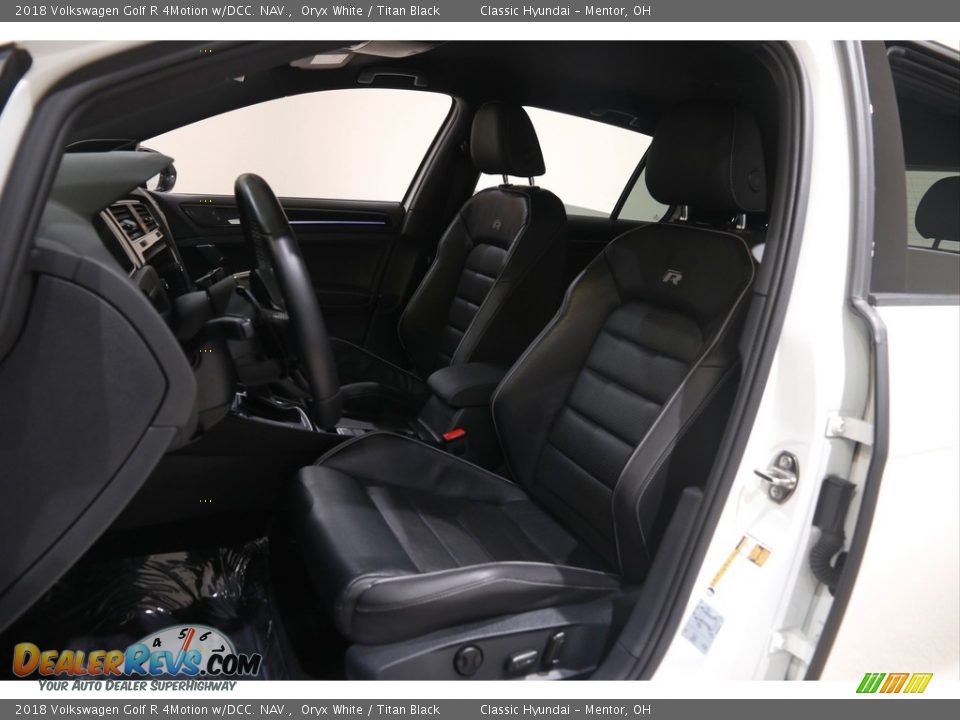 2018 Volkswagen Golf R 4Motion w/DCC. NAV. Oryx White / Titan Black Photo #5