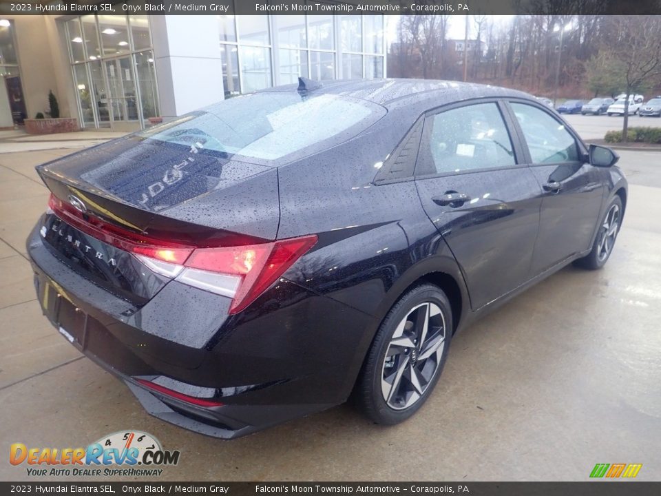 2023 Hyundai Elantra SEL Onyx Black / Medium Gray Photo #2