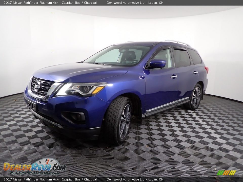 2017 Nissan Pathfinder Platinum 4x4 Caspian Blue / Charcoal Photo #10