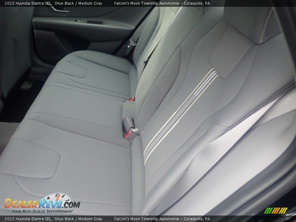 2023 Hyundai Elantra SEL Onyx Black / Medium Gray Photo #12