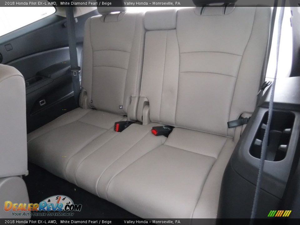 2018 Honda Pilot EX-L AWD White Diamond Pearl / Beige Photo #28