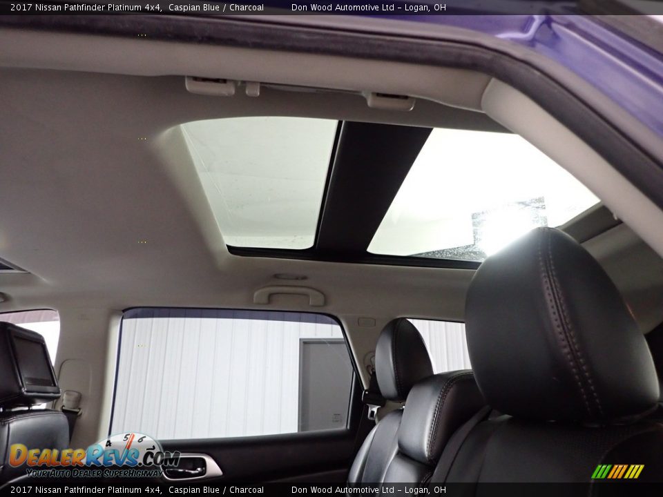2017 Nissan Pathfinder Platinum 4x4 Caspian Blue / Charcoal Photo #29
