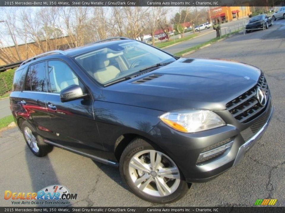 Front 3/4 View of 2015 Mercedes-Benz ML 350 4Matic Photo #3