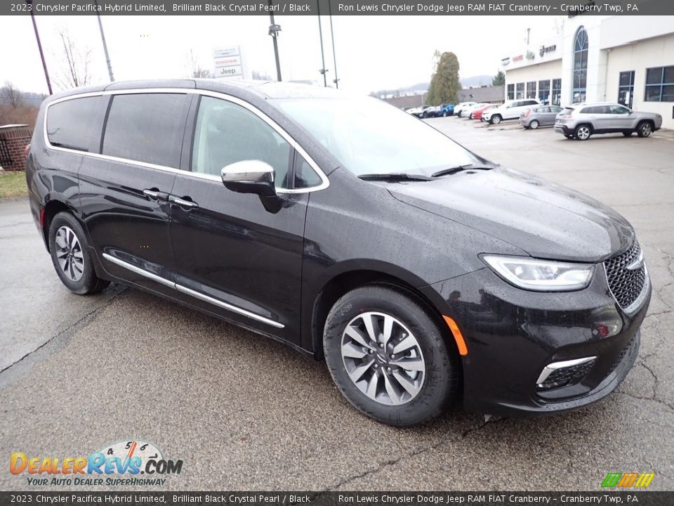 2023 Chrysler Pacifica Hybrid Limited Brilliant Black Crystal Pearl / Black Photo #7