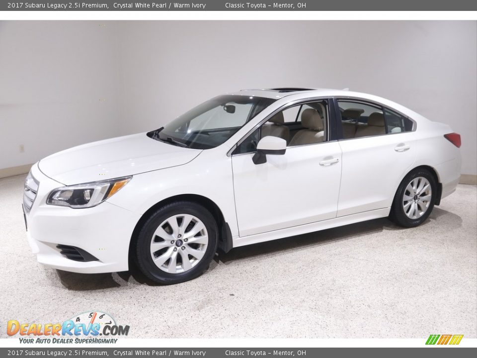 Front 3/4 View of 2017 Subaru Legacy 2.5i Premium Photo #3