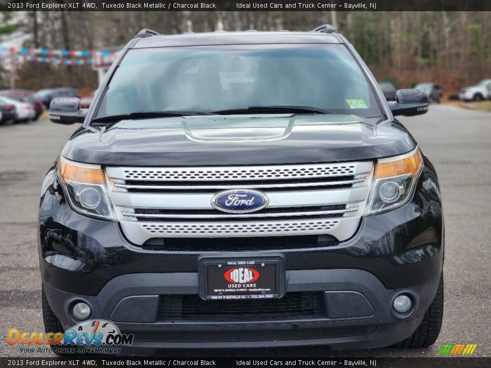 2013 Ford Explorer XLT 4WD Tuxedo Black Metallic / Charcoal Black Photo #3