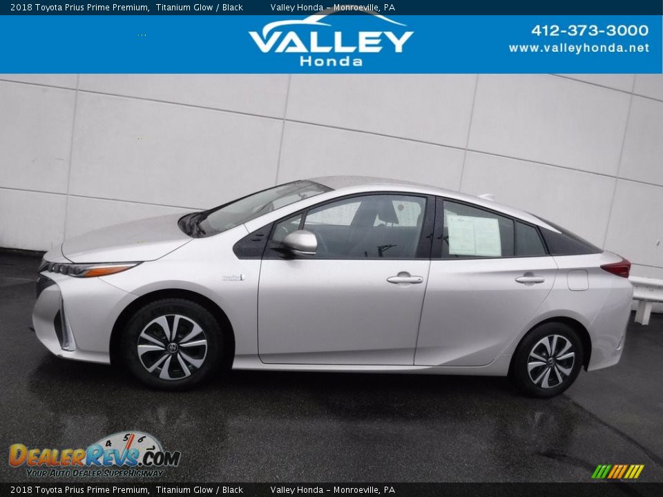 2018 Toyota Prius Prime Premium Titanium Glow / Black Photo #2