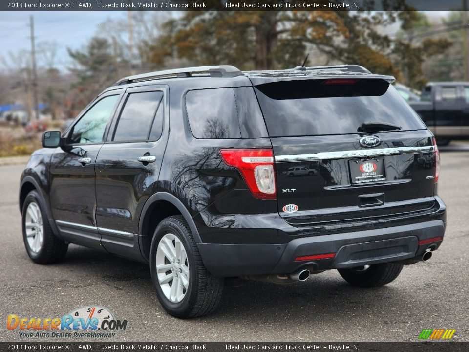 2013 Ford Explorer XLT 4WD Tuxedo Black Metallic / Charcoal Black Photo #7