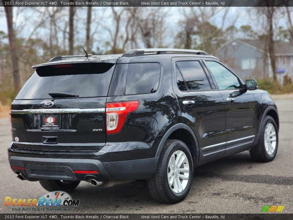 2013 Ford Explorer XLT 4WD Tuxedo Black Metallic / Charcoal Black Photo #8