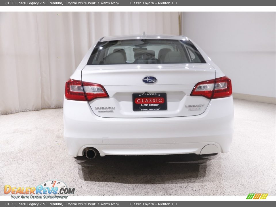 2017 Subaru Legacy 2.5i Premium Crystal White Pearl / Warm Ivory Photo #18