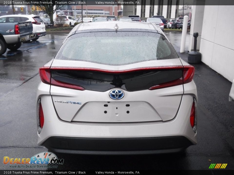 2018 Toyota Prius Prime Premium Titanium Glow / Black Photo #7