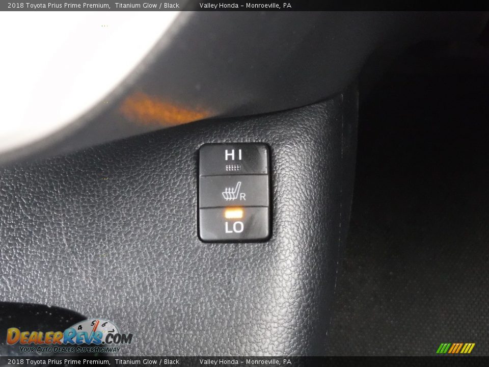 2018 Toyota Prius Prime Premium Titanium Glow / Black Photo #16